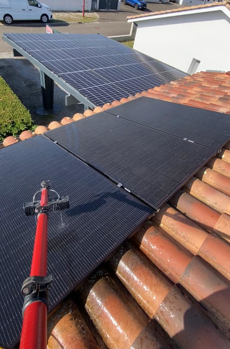 Le nettoyage des panneaux solaires améliore-t-il vraiment leur rendement ? Le nettoyage des panneaux solaires améliore-t-il vraiment leur rendement ?